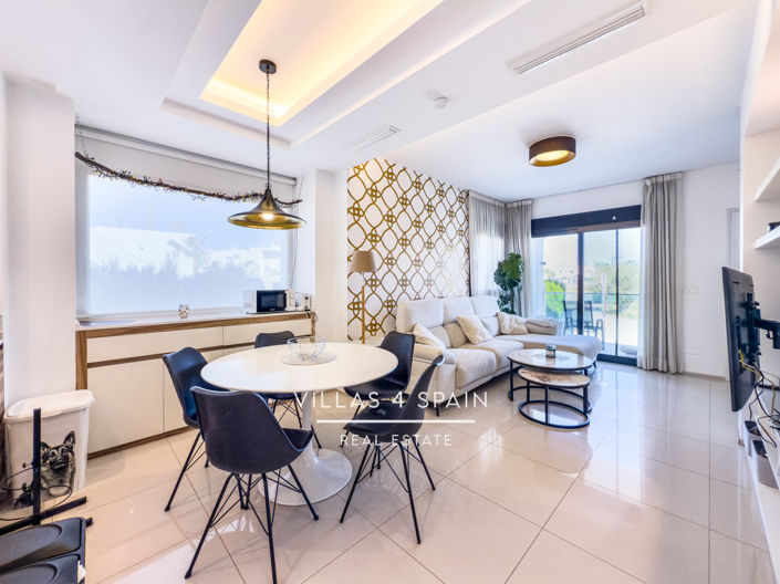 Image No.9-3 Bed Property for sale