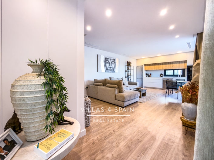 Image No.15-5 Bed Villa for sale