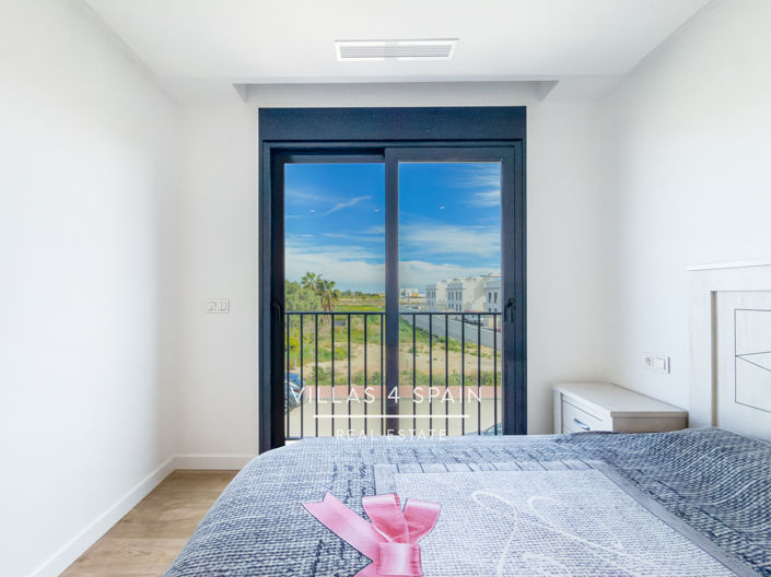 Image No.27-5 Bed Villa for sale