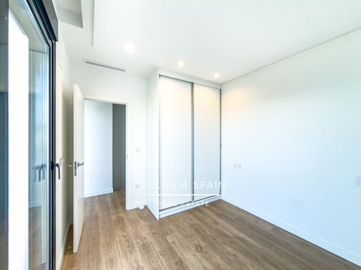 Image No.31-5 Bed Villa for sale