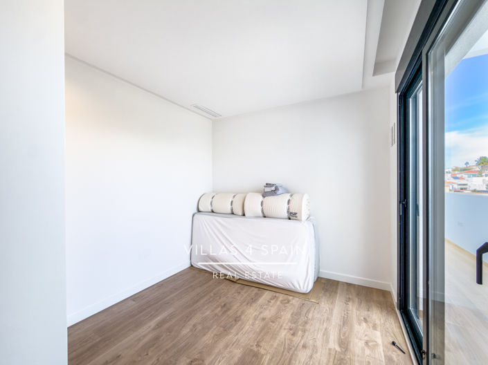 Image No.32-5 Bed Villa for sale