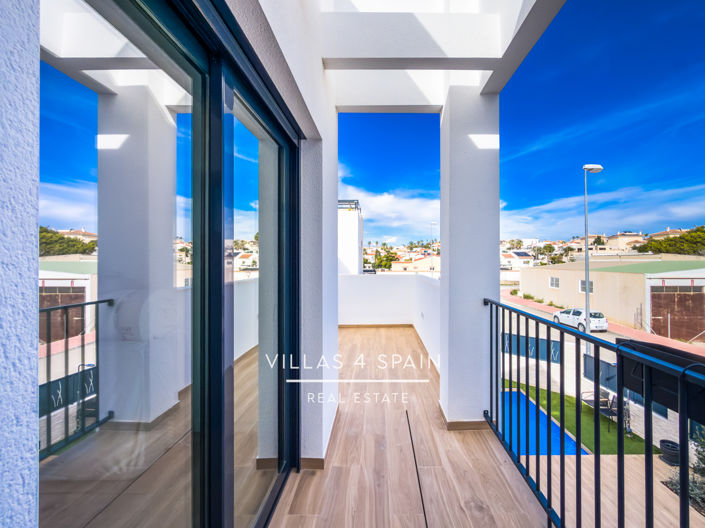 Image No.33-5 Bed Villa for sale