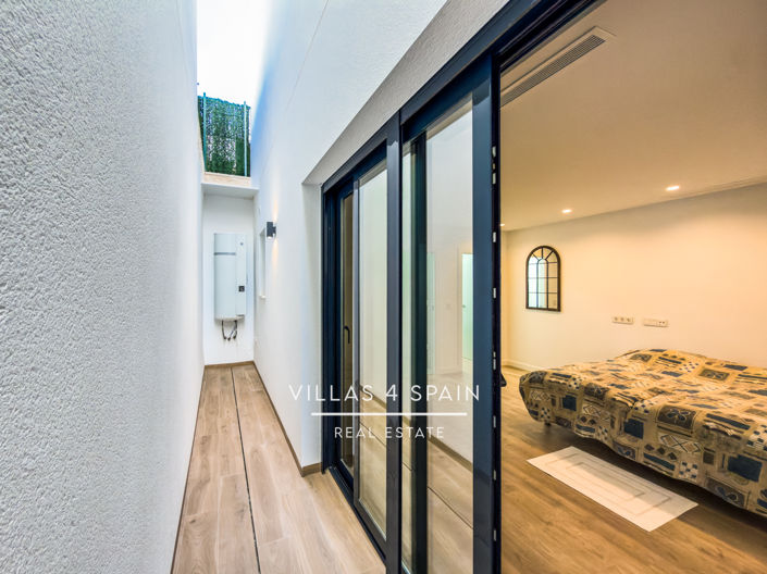 Image No.47-5 Bed Villa for sale