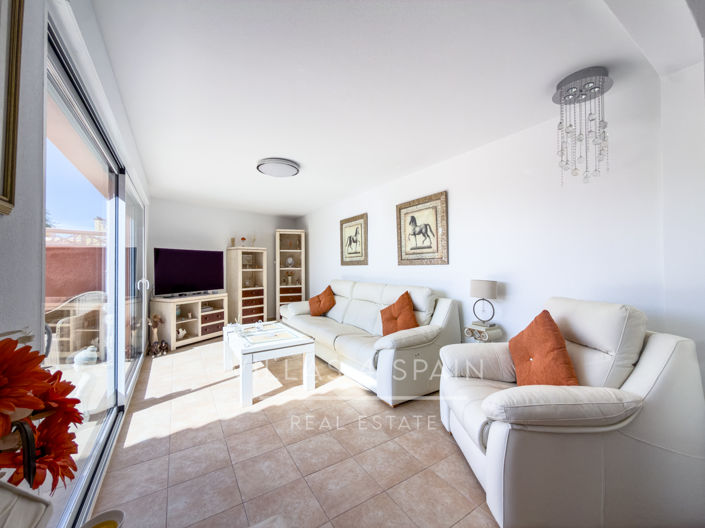 Image No.18-2 Bed Property for sale