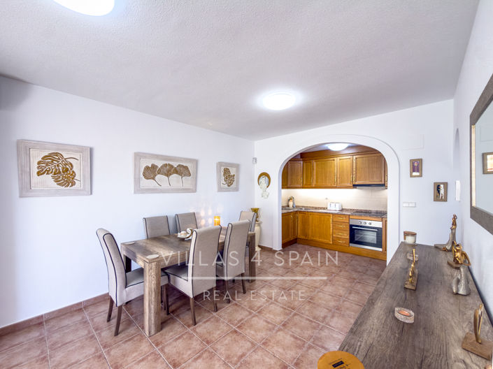 Image No.20-2 Bed Property for sale