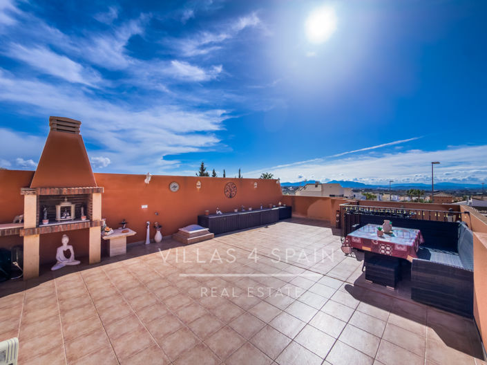 Image No.44-2 Bed Property for sale