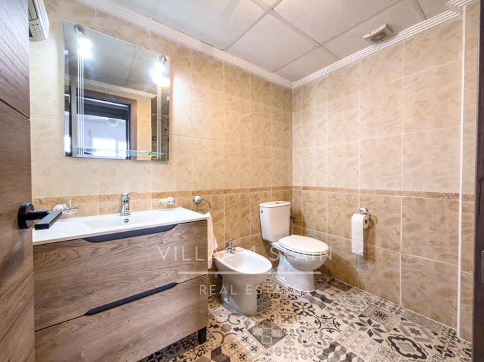 Image No.22-2 Bed Apartment for sale