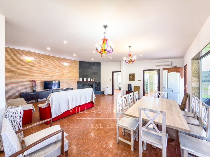 Image No.15-7 Bed Villa for sale