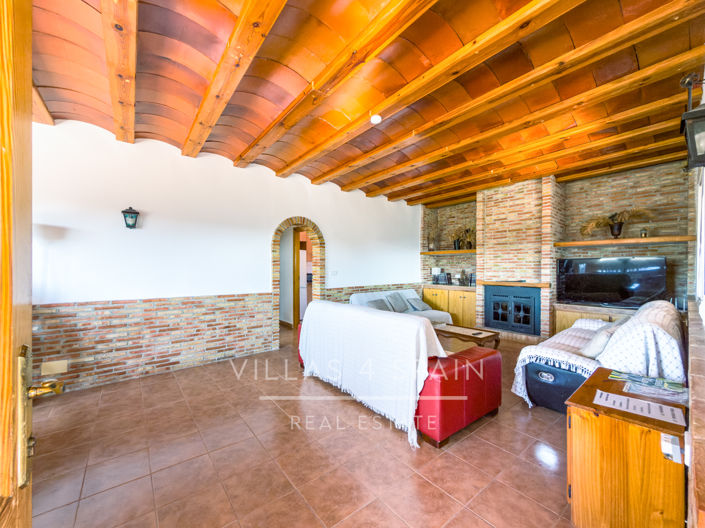 Image No.28-7 Bed Villa for sale