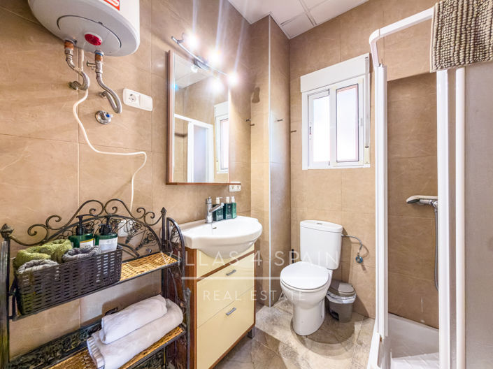 Image No.57-7 Bed Villa for sale