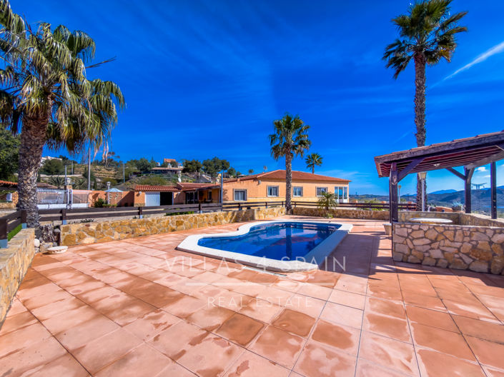 Image No.7-7 Bed Villa for sale