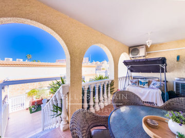 copycopy5148santapolacornerplot-13