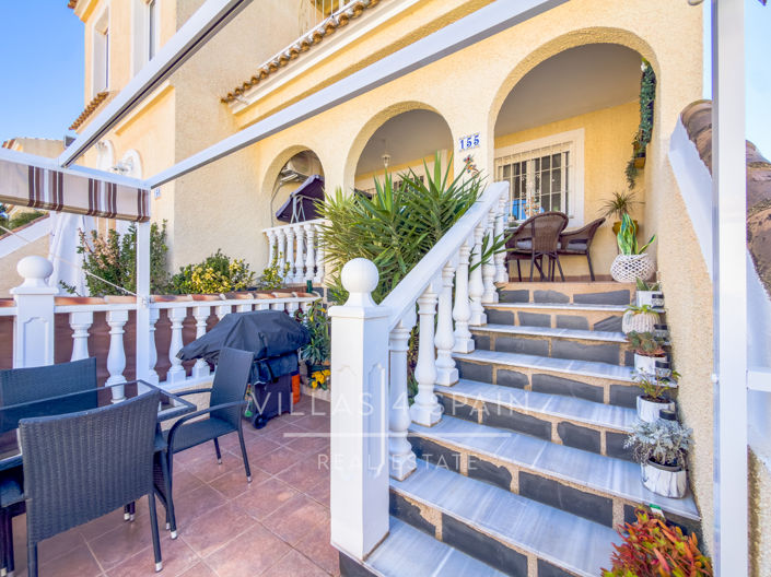 Image No.37-2 Bed Townhouse for sale