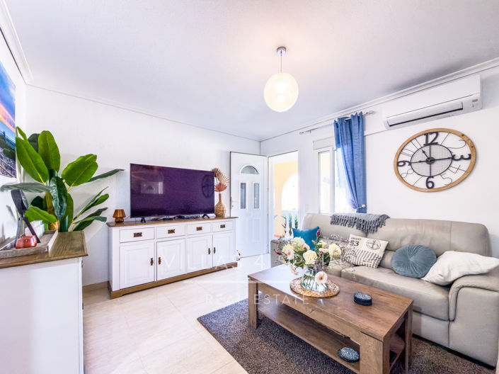 Image No.16-2 Bed Townhouse for sale