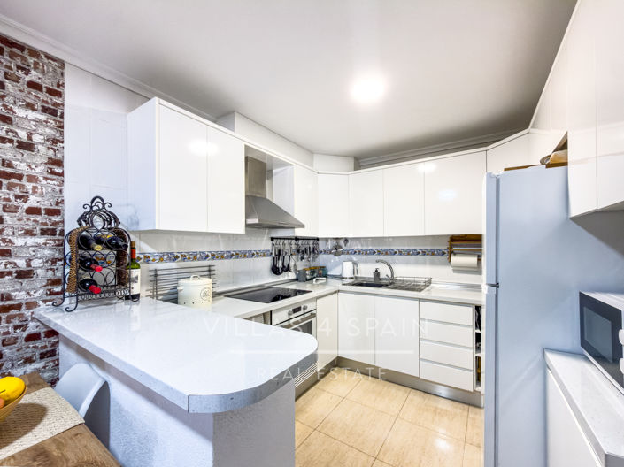 Image No.22-2 Bed Townhouse for sale