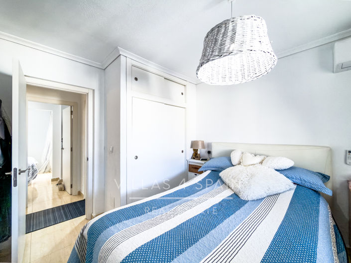 Image No.28-2 Bed Townhouse for sale