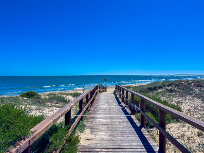 Image No.43-2 Bed Townhouse for sale