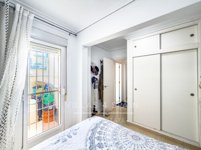 Image No.31-2 Bed Townhouse for sale