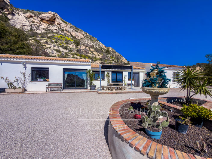 Image No.3-4 Bed Villa for sale