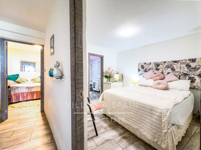 Image No.37-4 Bed Villa for sale