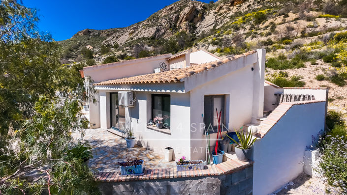 Image No.42-4 Bed Villa for sale