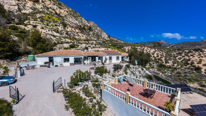 Image No.5-4 Bed Villa for sale