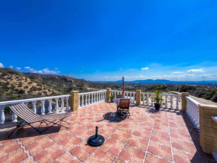 Image No.8-4 Bed Villa for sale