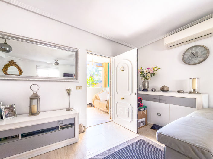 Image No.23-3 Bed Villa for sale