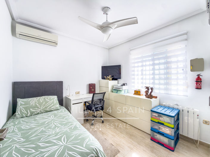 Image No.28-3 Bed Villa for sale