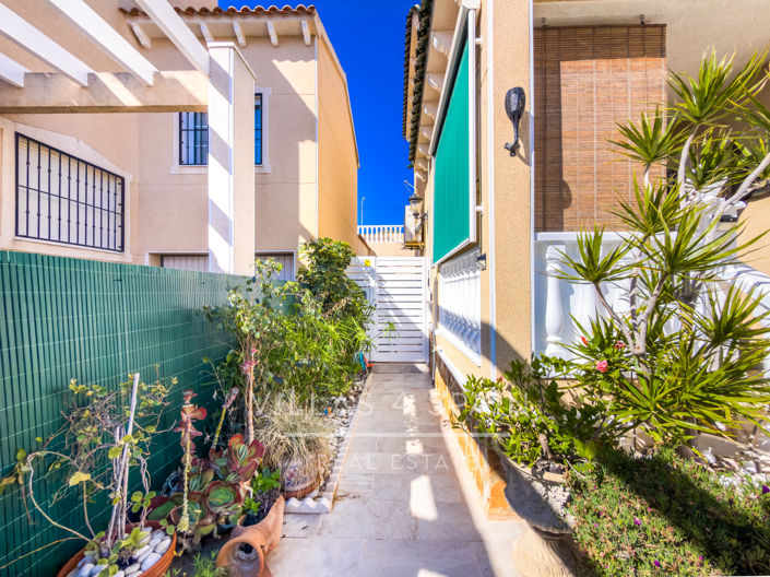 Image No.50-3 Bed Villa for sale