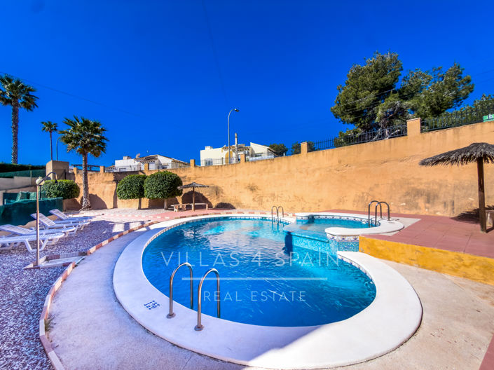 Image No.52-3 Bed Villa for sale