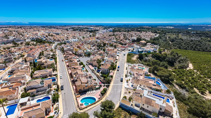 Image No.55-3 Bed Villa for sale