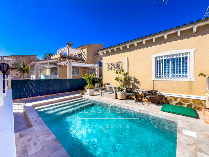 Image No.6-3 Bed Villa for sale