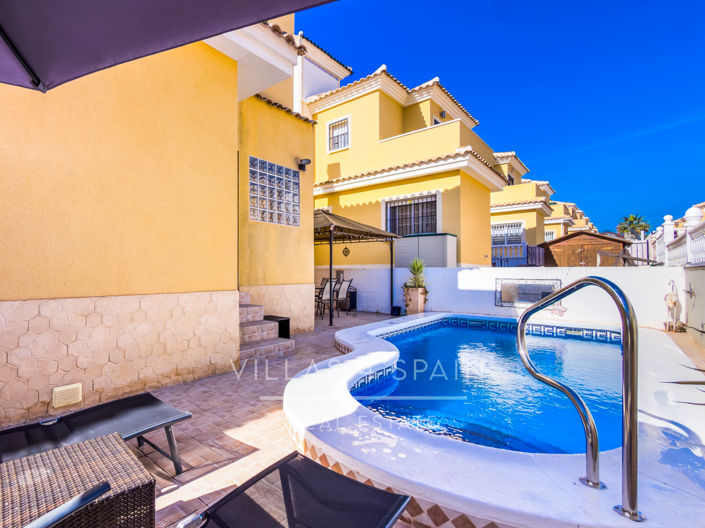 Image No.10-3 Bed Villa for sale