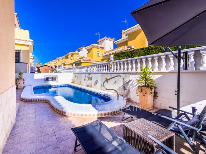 Image No.11-3 Bed Villa for sale