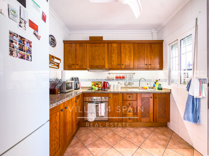 Image No.28-3 Bed Villa for sale