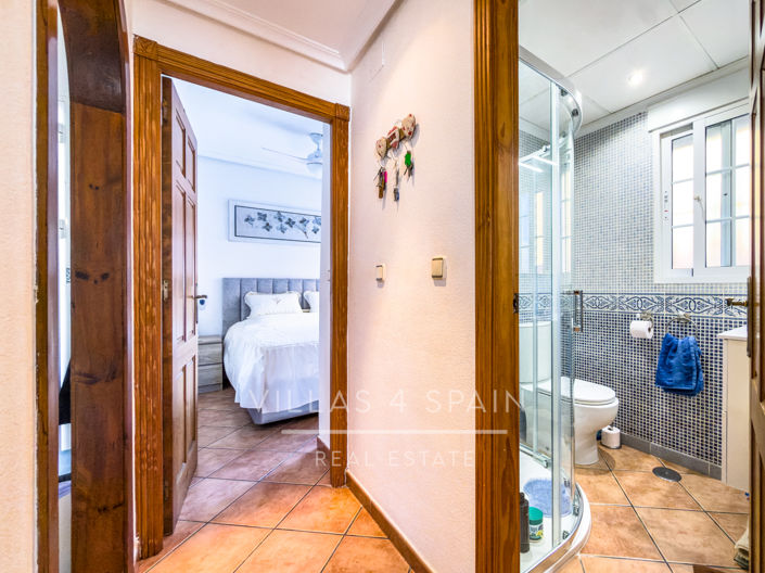 Image No.31-3 Bed Villa for sale