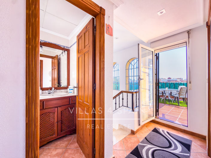 Image No.35-3 Bed Villa for sale