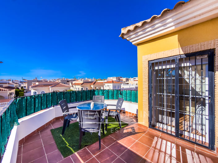 Image No.38-3 Bed Villa for sale