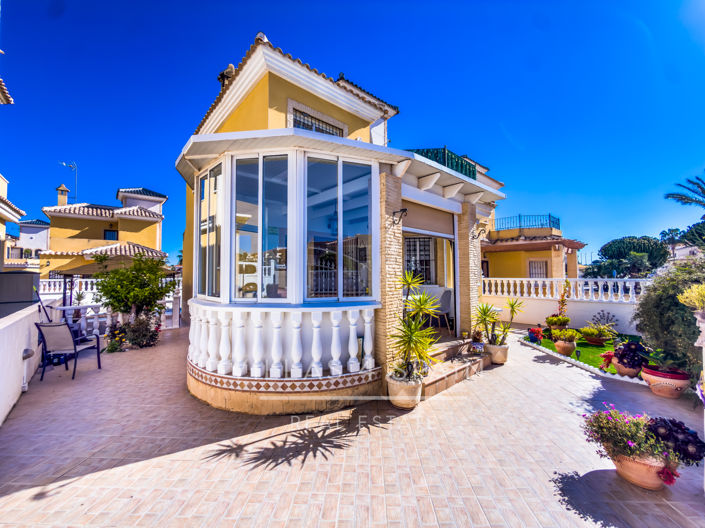 Image No.6-3 Bed Villa for sale