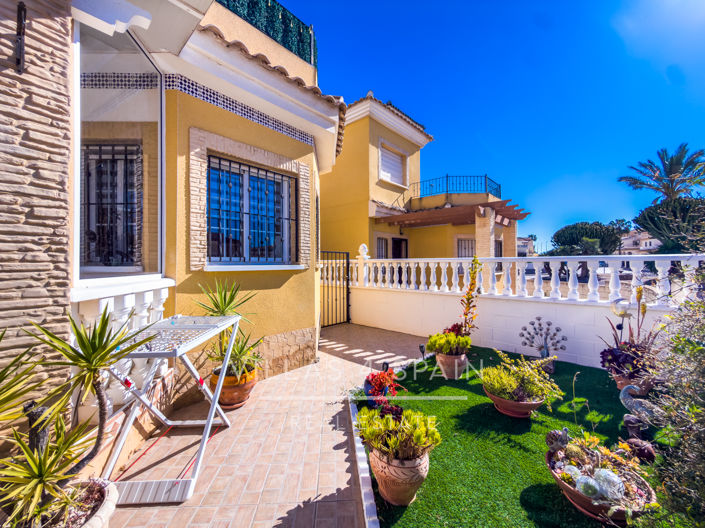 Image No.7-3 Bed Villa for sale