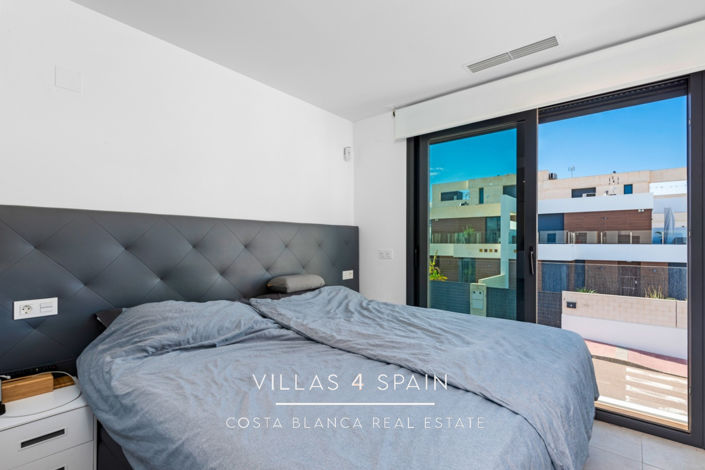 Image No.21-Villa de 4 chambres à vendre à Benijofar