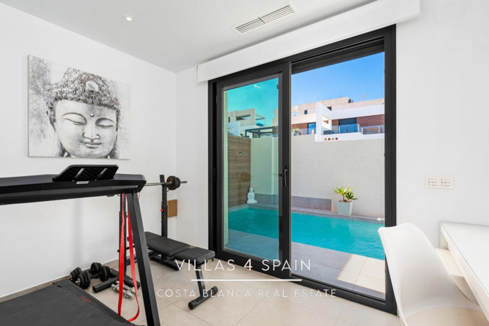 Image No.13-Villa de 4 chambres à vendre à Benijofar