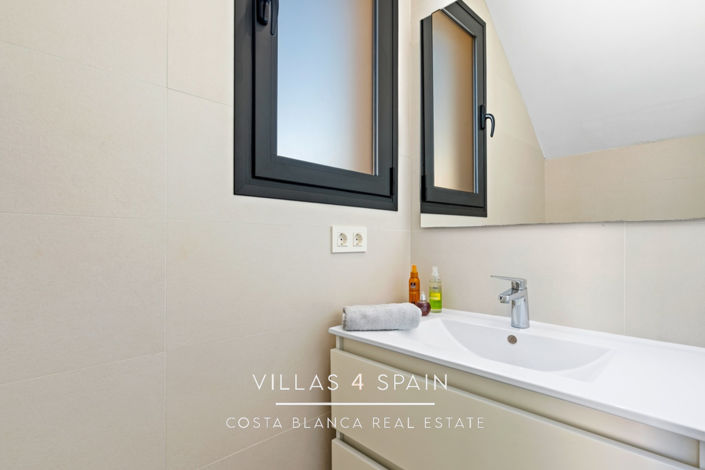 Image No.18-Villa de 4 chambres à vendre à Benijofar
