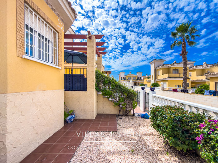 Image No.33-3 Bed Villa for sale