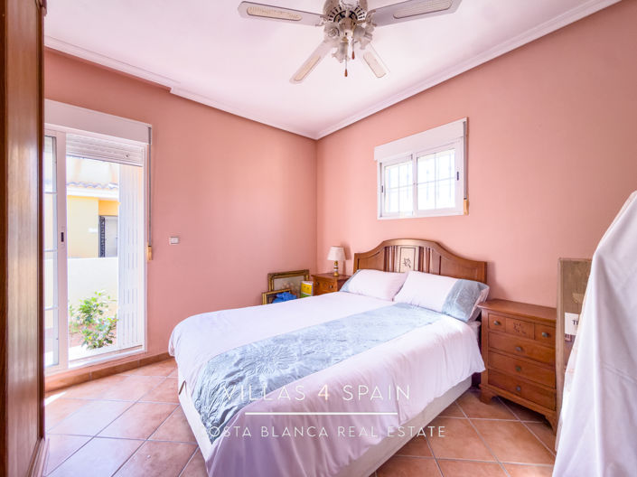 Image No.48-3 Bed Villa for sale