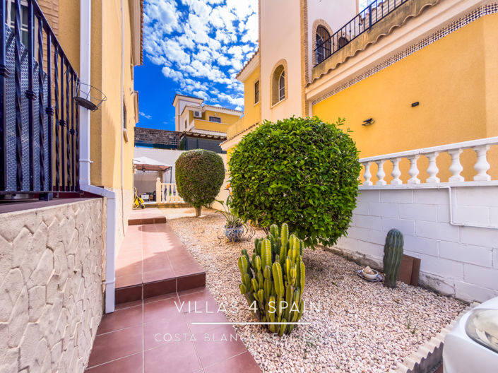 Image No.6-3 Bed Villa for sale