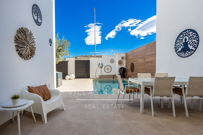 Image No.11-3 Bed Villa for sale