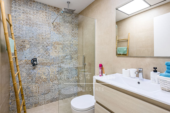 Image No.22-3 Bed Villa for sale