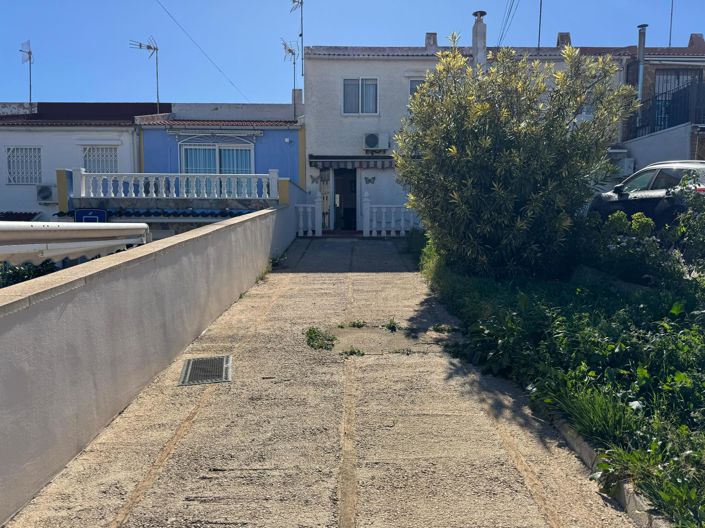 Image No.31-3 Bed Property for sale